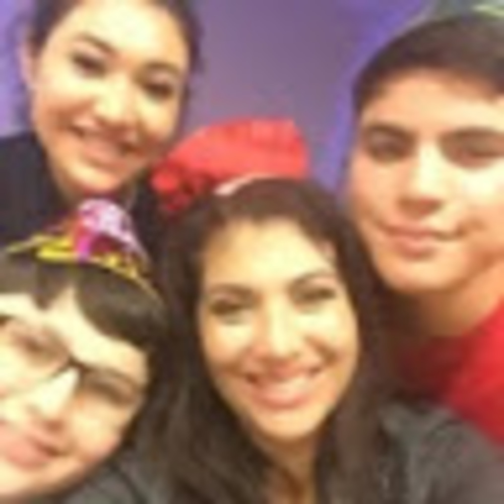 Meet your Posher, Isa